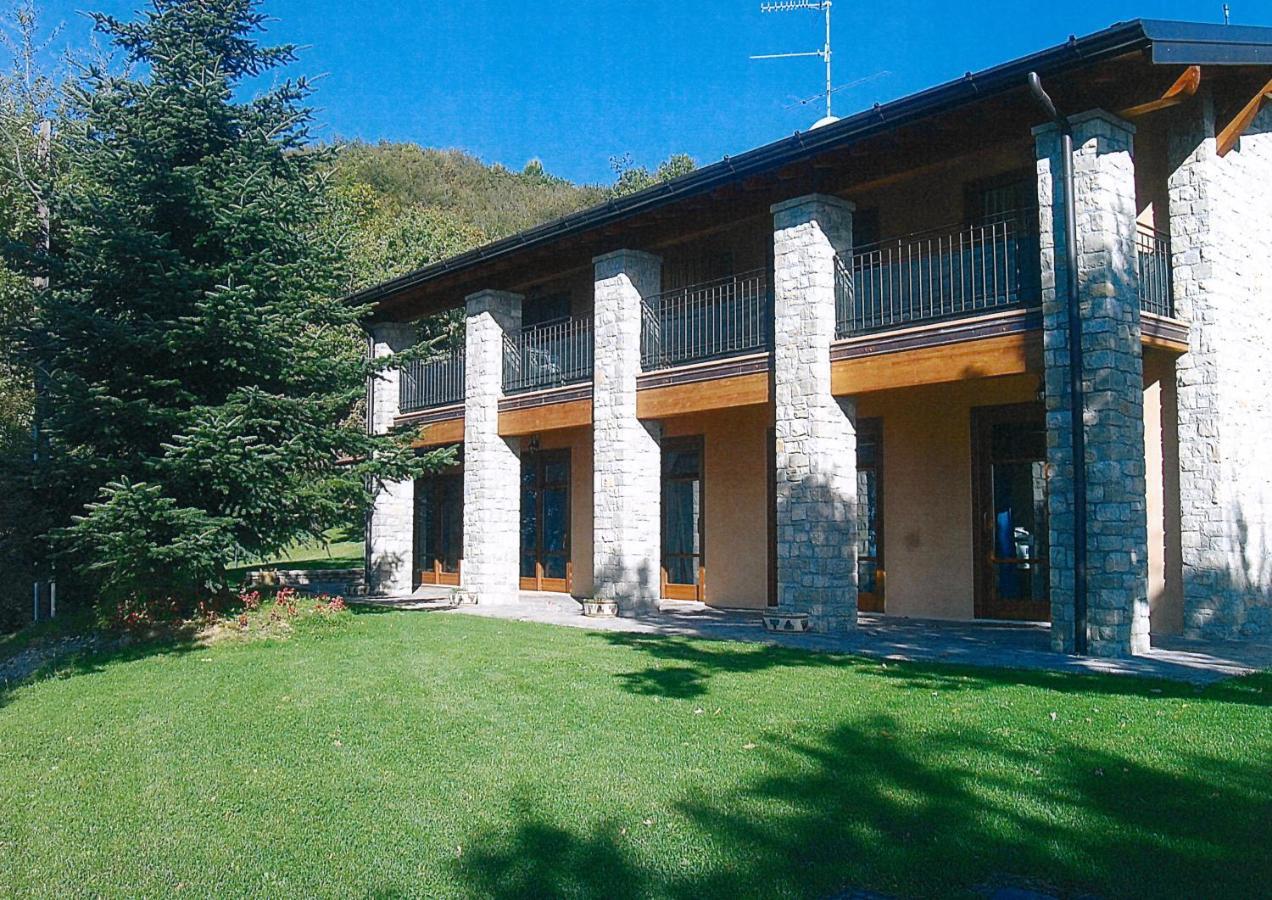 La Fiocchina - Magic Place - Apartments & Studios In Garda Lake - Countryside Farmhouse, Inside The Middle Of The Lake Salò Екстериор снимка