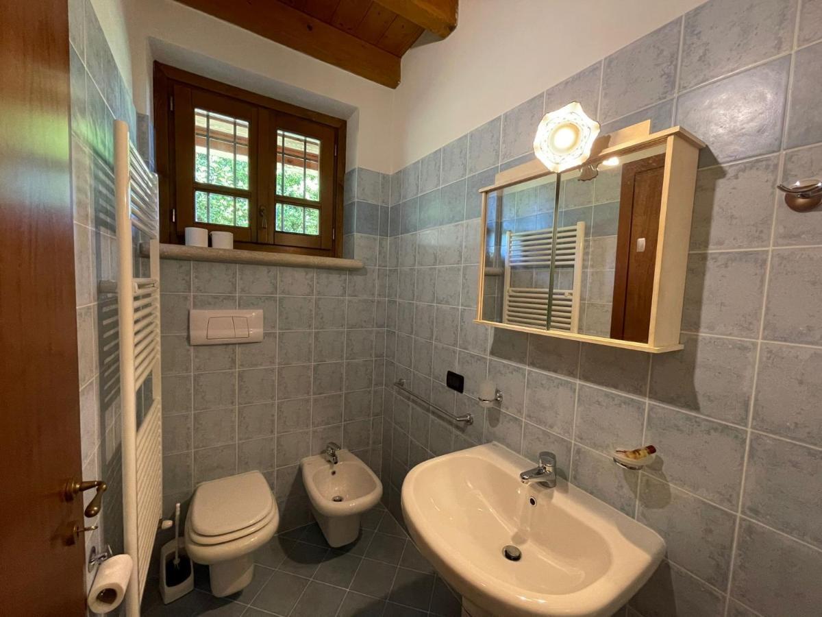 La Fiocchina - Magic Place - Apartments & Studios In Garda Lake - Countryside Farmhouse, Inside The Middle Of The Lake Salò Екстериор снимка