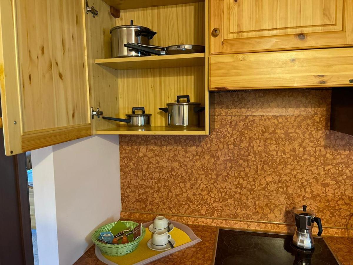 La Fiocchina - Magic Place - Apartments & Studios In Garda Lake - Countryside Farmhouse, Inside The Middle Of The Lake Salò Екстериор снимка