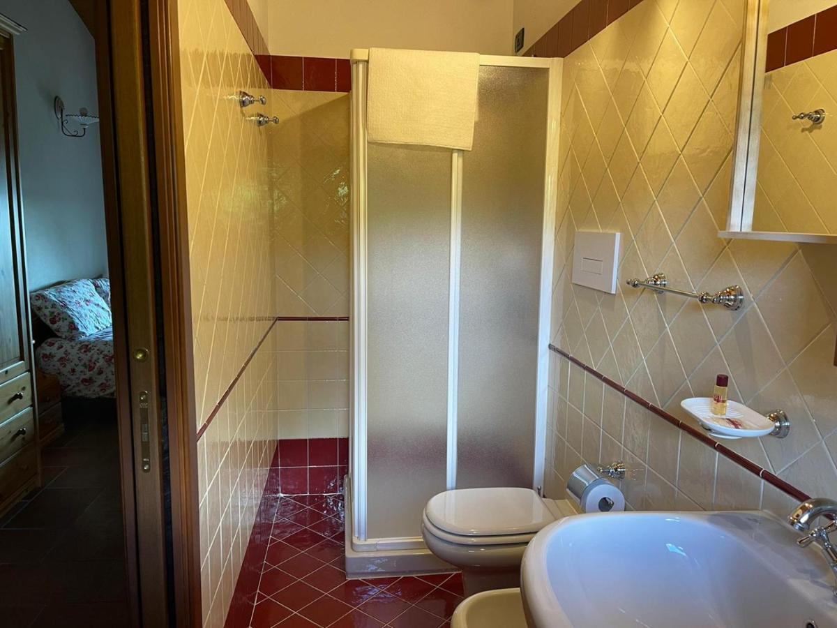 La Fiocchina - Magic Place - Apartments & Studios In Garda Lake - Countryside Farmhouse, Inside The Middle Of The Lake Salò Екстериор снимка