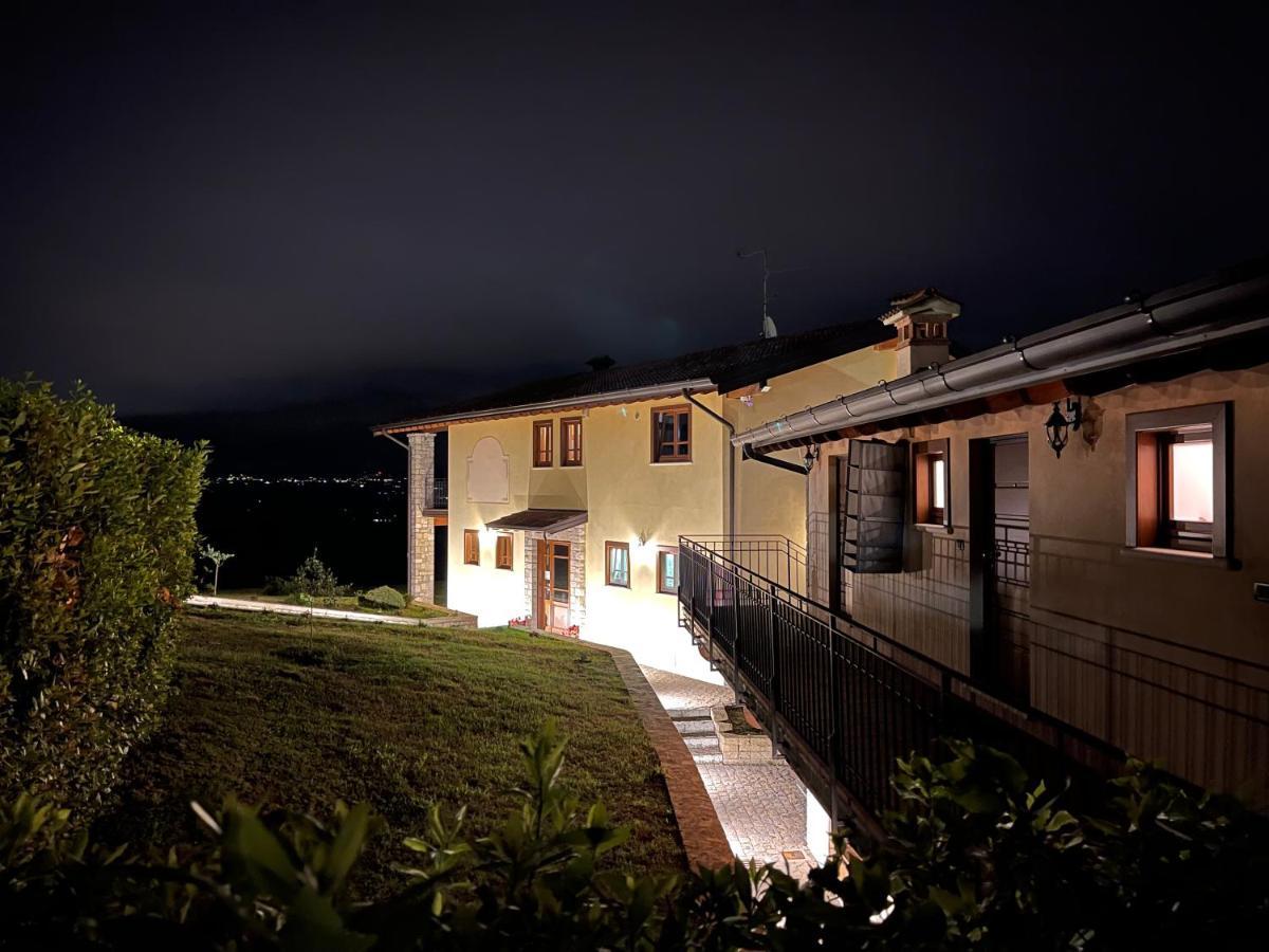 La Fiocchina - Magic Place - Apartments & Studios In Garda Lake - Countryside Farmhouse, Inside The Middle Of The Lake Salò Екстериор снимка
