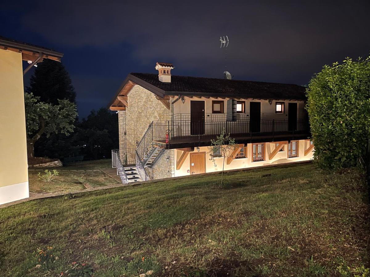 La Fiocchina - Magic Place - Apartments & Studios In Garda Lake - Countryside Farmhouse, Inside The Middle Of The Lake Salò Екстериор снимка